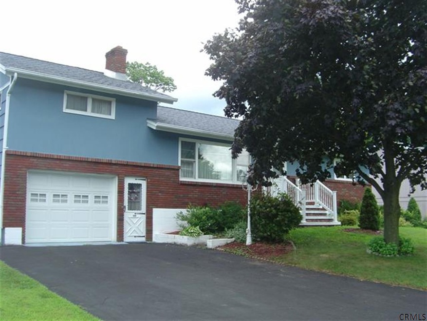 966 Obrien Ave, Schenectady, NY 12303 - photo 1