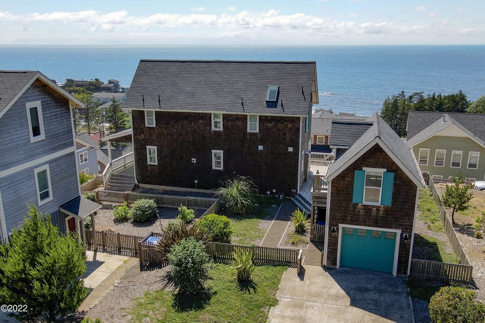 2433 SW Dune Ave, Lincoln City, OR 97367 - photo 1