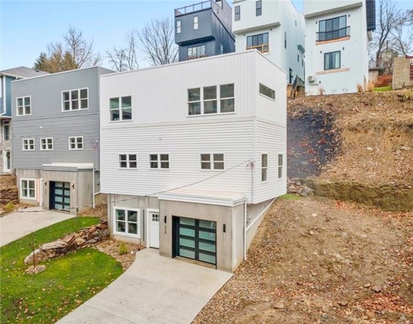 439 Shaler St, Pittsburgh, PA 15211 - photo 1