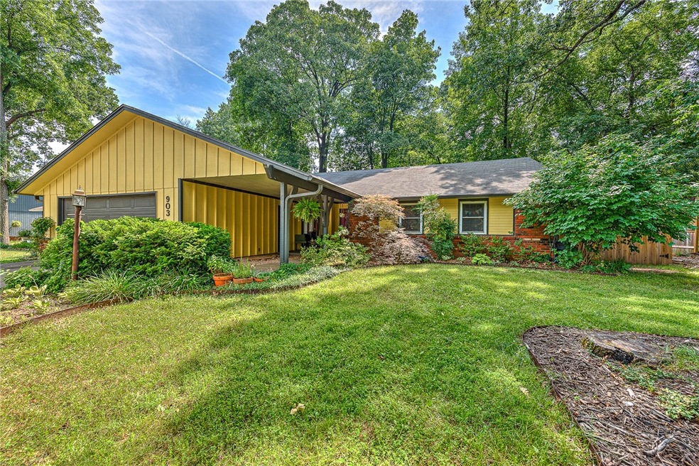 903 N Wren Dr, Rogers, AR 72756 - photo 1