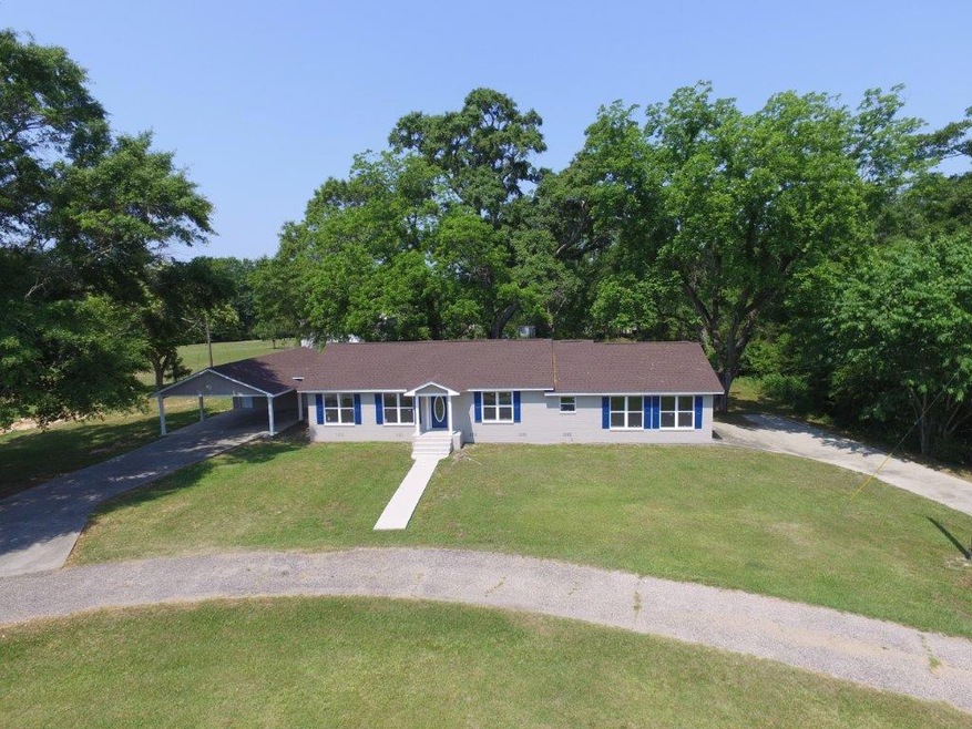 4572 Indian Springs Rd, Laurel, MS 39443 - photo 1