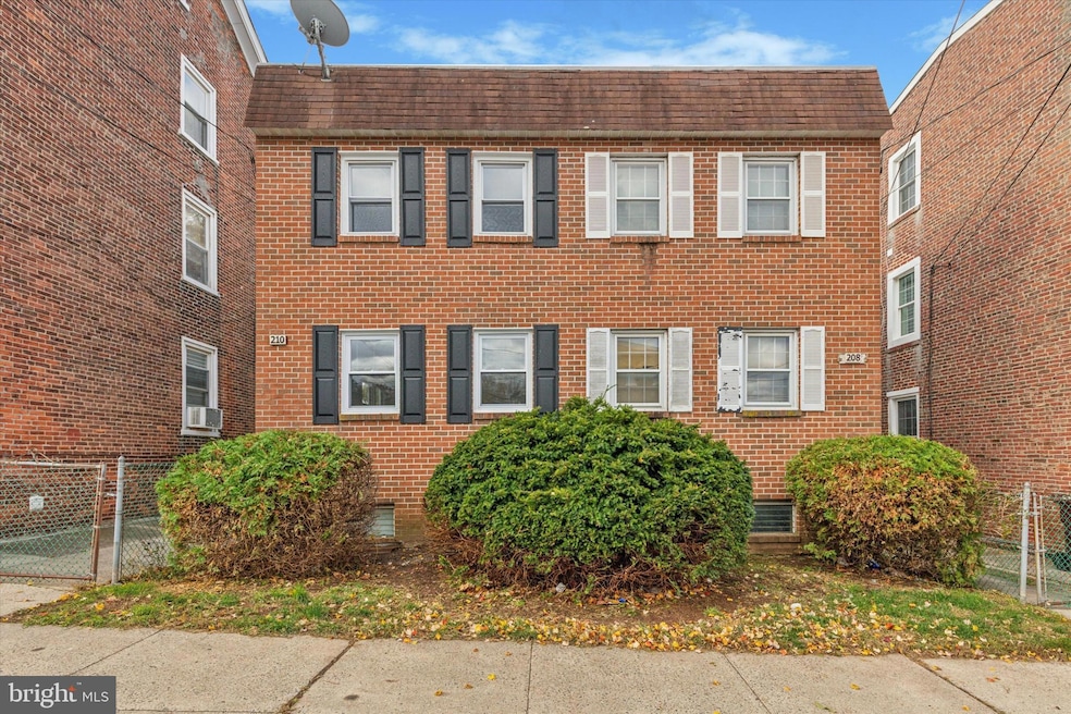 210 Holstein St, Bridgeport, PA 19405 - photo 1