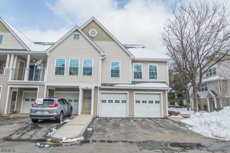 24 Collura Ln, Clifton, NJ 07012 - photo 1