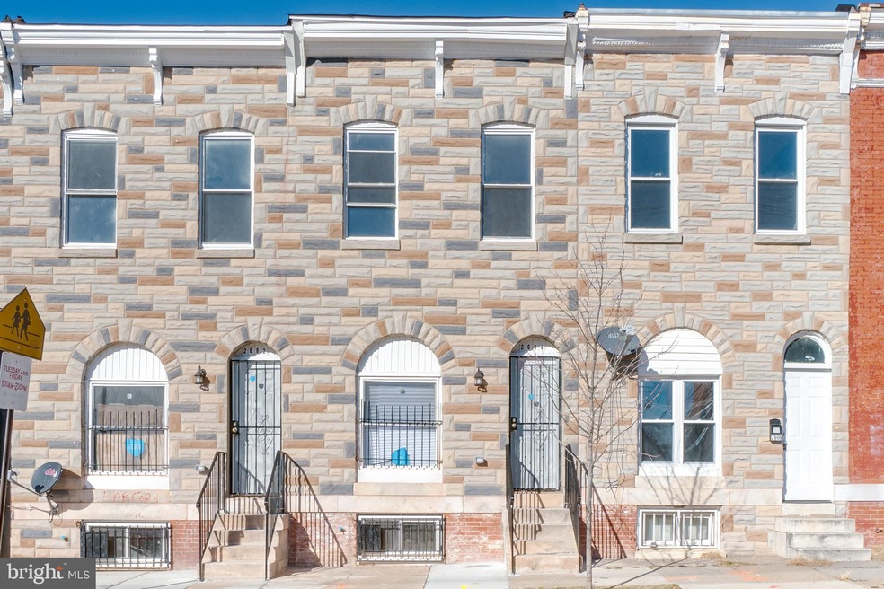 2604 E Oliver St, Baltimore, MD 21213 - photo 1