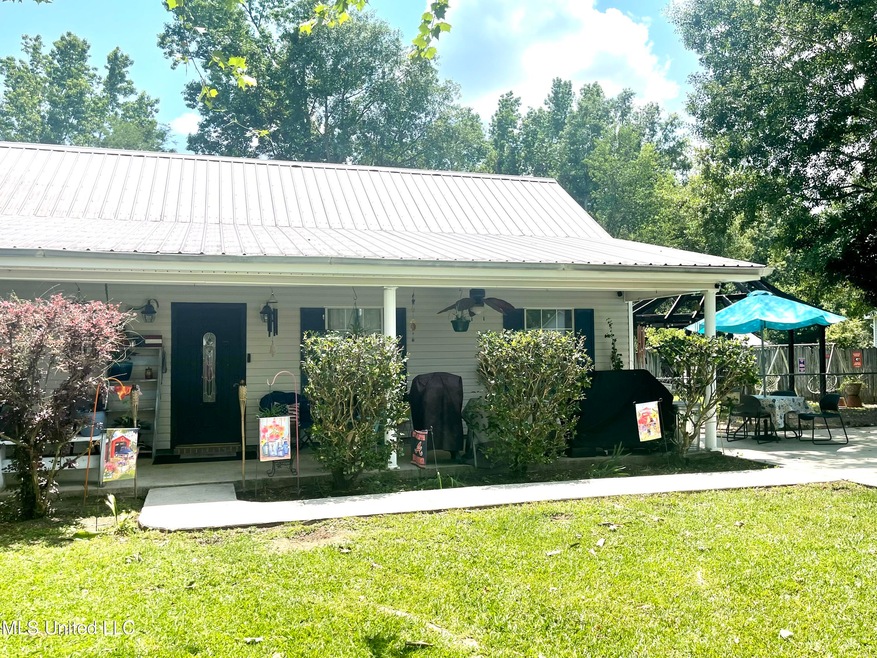 EBFCFB59-C435-49FC-99FC-870F210F4785