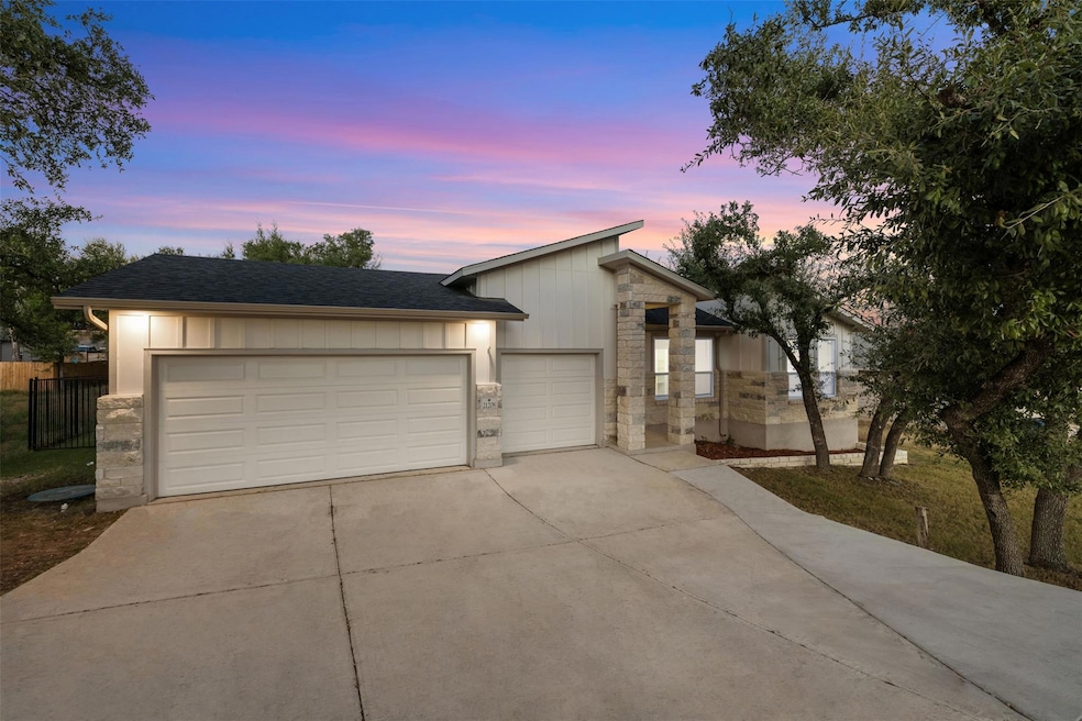 21208 Santa Rosa Ave, Lago Vista, TX 78645 - photo 1