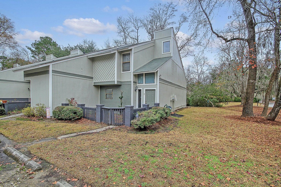 2-web-or-mls-CREM_2769 Jobee Unit 7_002