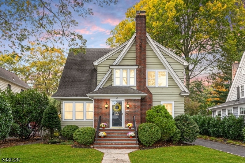 3 Doering Way, Cranford, NJ 07016 - photo 1