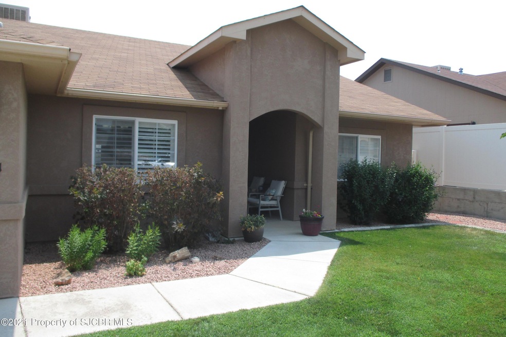 4221 Azalea St, Farmington, NM 87402 - photo 1