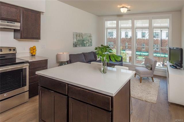 300 Columbus Ave unit 2L, Tuckahoe, NY 10707 - photo 1