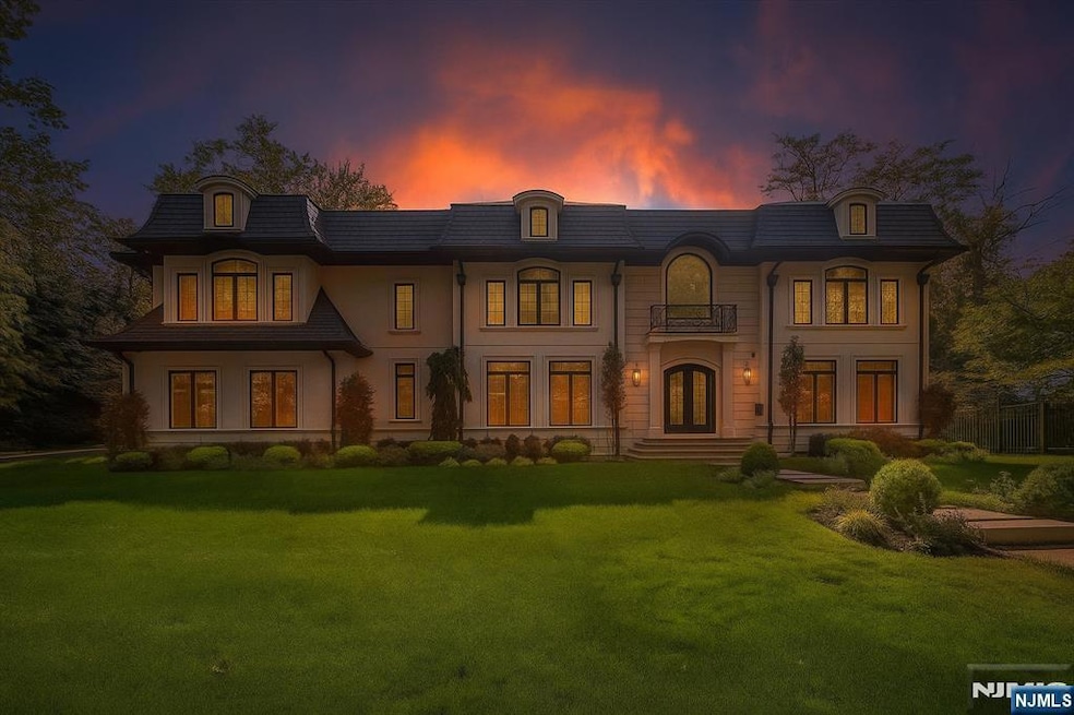 For Sale $3,499,000 • Co-Listing Agent