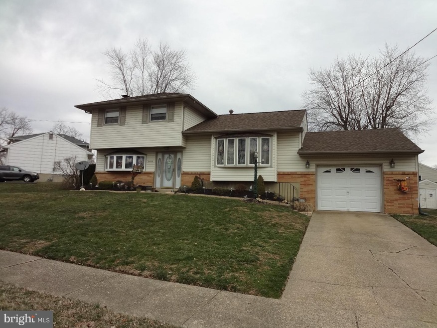 2406 Plantation Dr, Glendora, NJ 08029 - photo 1