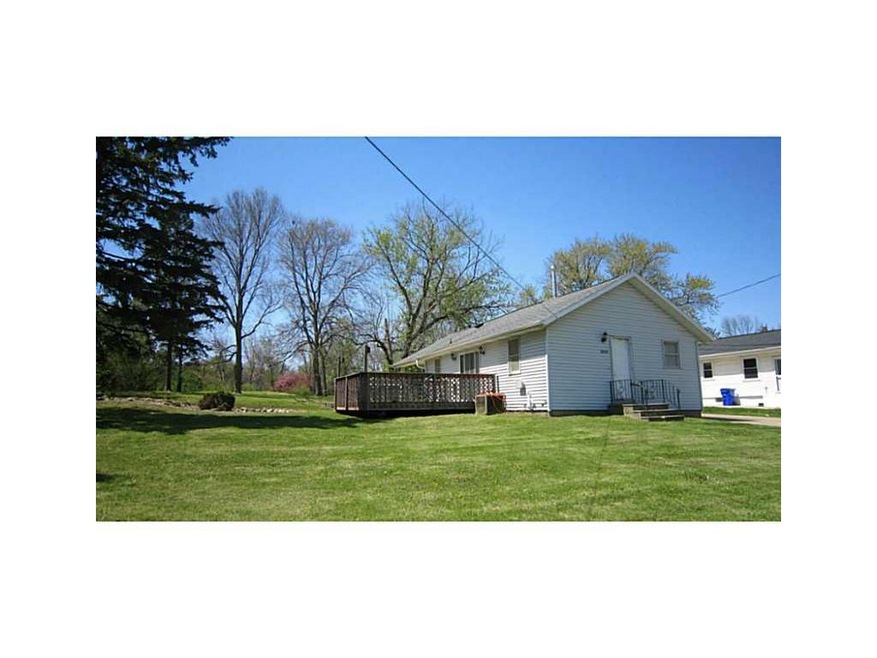 2820 Fruitland Blvd SW, Cedar Rapids, IA 52404 - photo 1