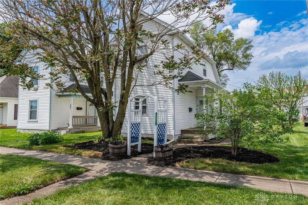 542 Cincinnati Ave, Xenia, OH 45385 - photo 1