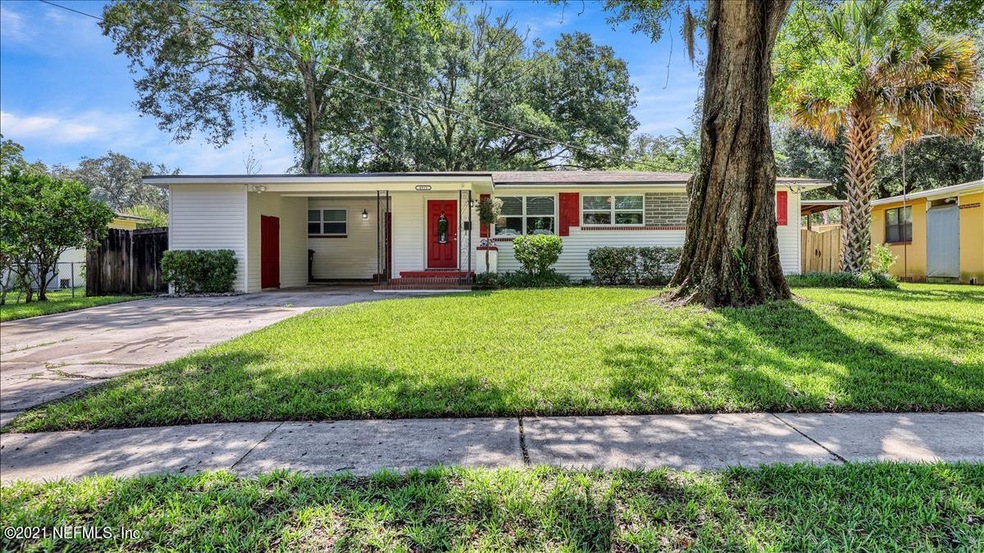 4511 Ish Brant Rd W, Jacksonville, FL 32210 - photo 1