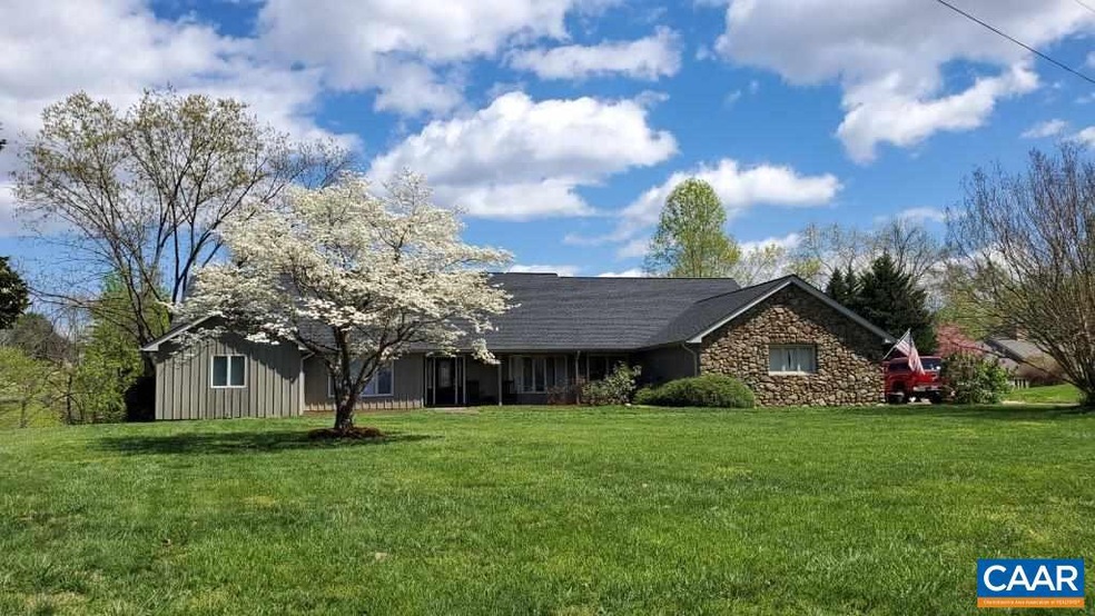 31 Sawmill Creek Dr, Nellysford, VA 22958 - photo 1