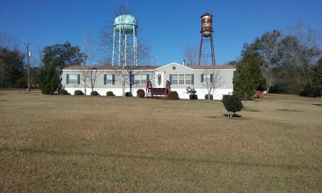 207 Ash St, Uvalda, GA 30473 - photo 1