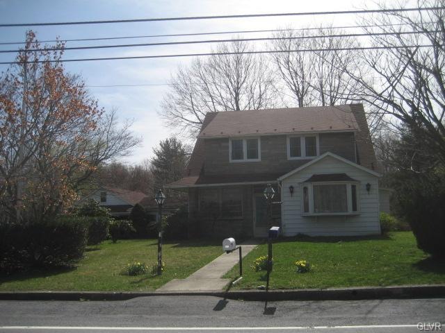 920 N Garibaldi Ave, Bangor, PA 18013 - photo 1