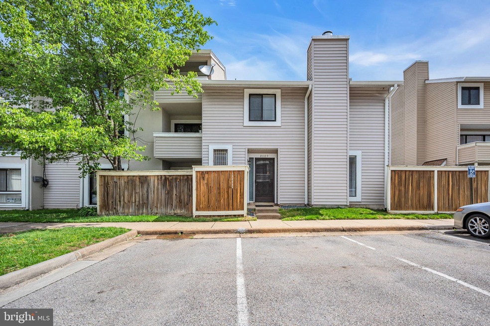8609 Village Way unit 7, Alexandria, VA 22309 - photo 1