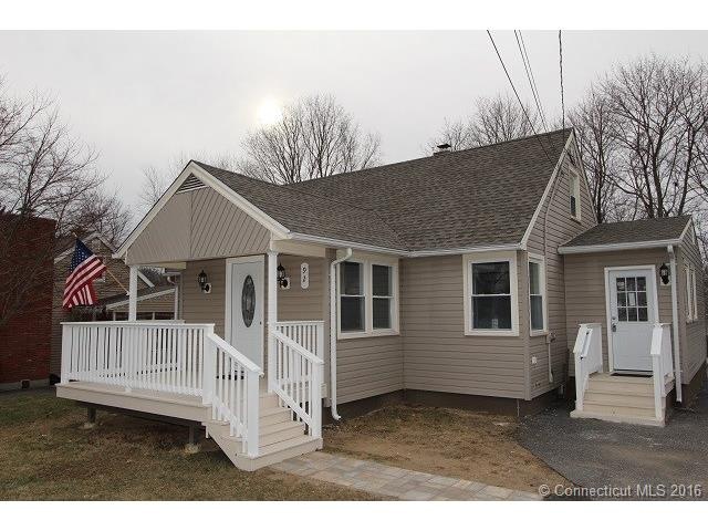 92 Crestwood Ave, Waterbury, CT 06704 - photo 1
