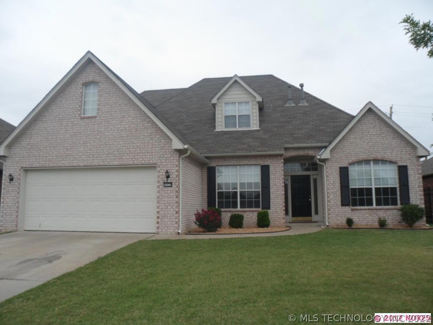 4429 S 200 East Ave, Broken Arrow, OK 74014 - photo 1