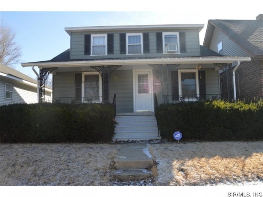 INVITING FRONT PORCH