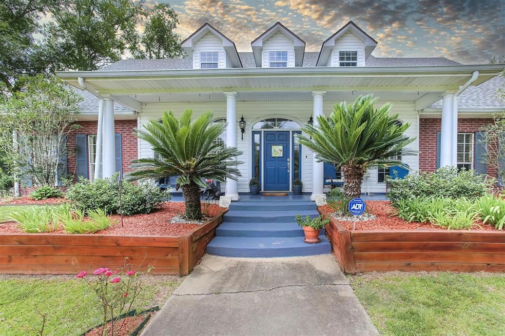 2595 Bayou Cir, Sulphur, LA 70665 - photo 1