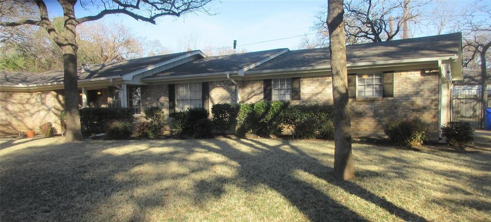 700 Hillside Rd, Colleyville, TX 76034 - photo 1