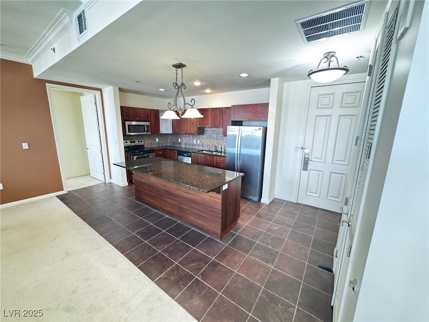 For Rent $1,995/month