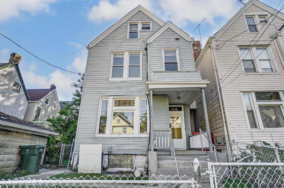 3216 Hackberry St, Cincinnati, OH 45207 - photo 1