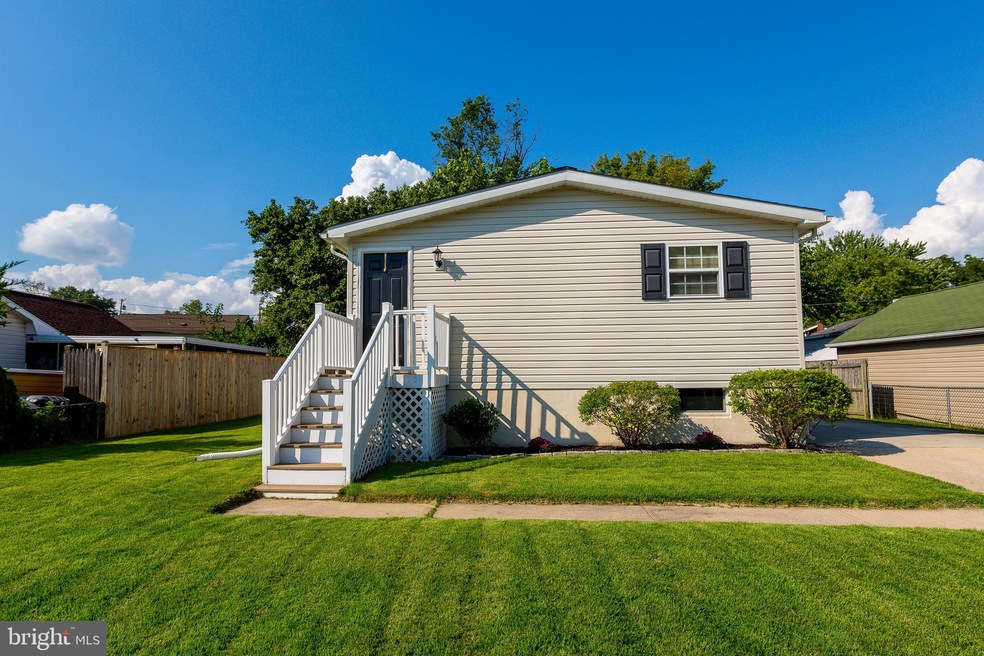 1015 Cord St, Middle River, MD 21220 - photo 1