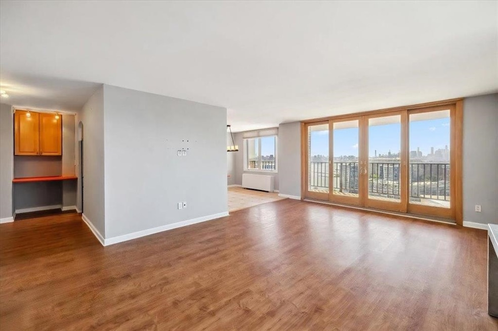 Troy Towers unit 213, Union City, NJ 07087 - photo 1