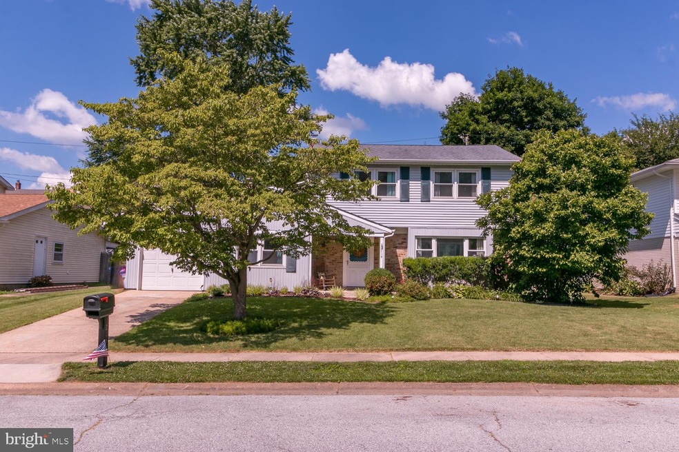 2714 E Riding Dr, Wilmington, DE 19808 - photo 1