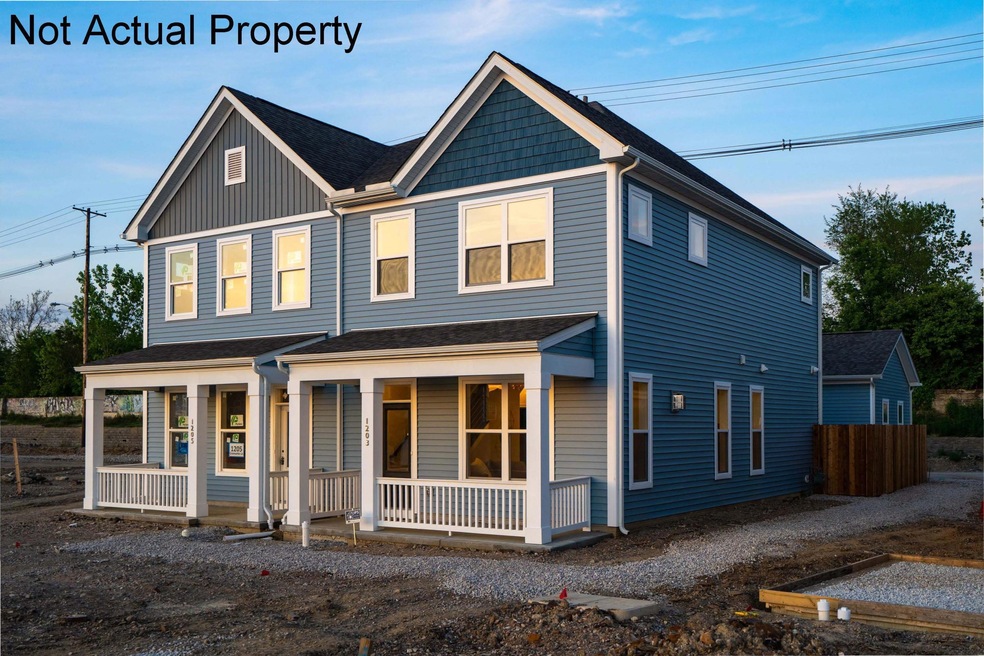 1217 Cromartie Ln, Columbus, OH 43201 - photo 1