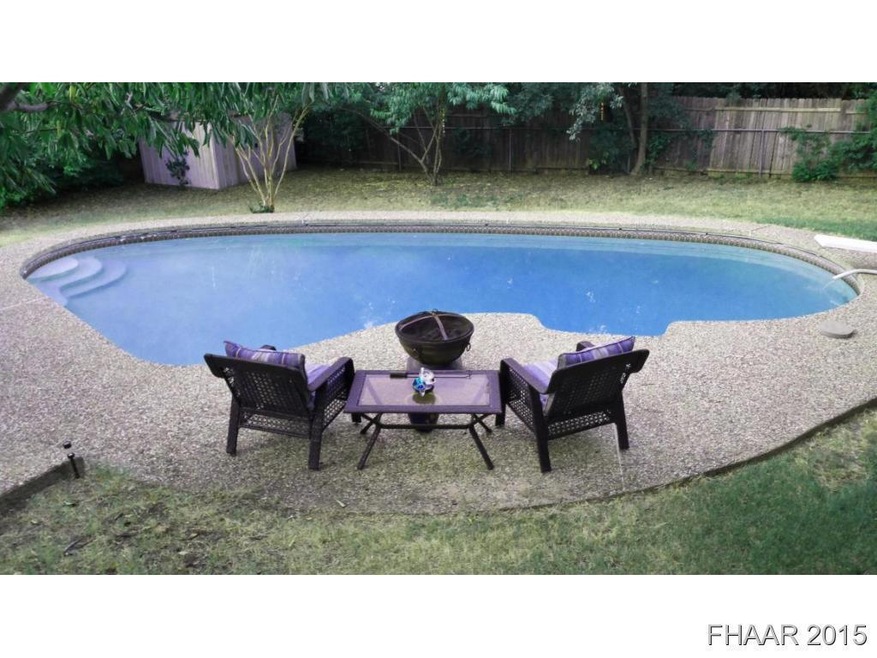 1105 W Lincoln Ave, Copperas Cove, TX 76522 - photo 1