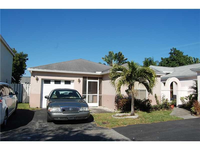 7131 SW 41st Place, Davie, FL 33314 - photo 1