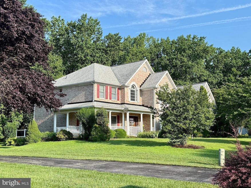 Pending $825,000