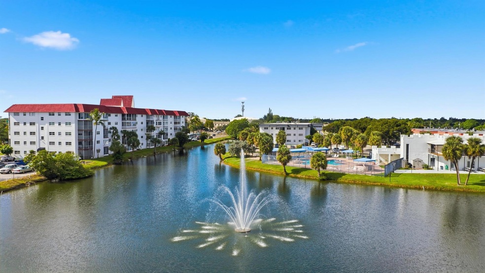 4851 NW 21st St unit 2P, Lauderhill, FL 33313 - photo 1