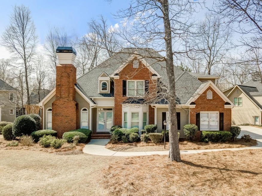 Beautiful home in sought after Oakleigh swim/tenni