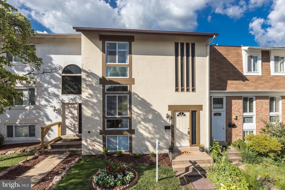 9532 Miranda Ct, Fairfax, VA 22031 - photo 1