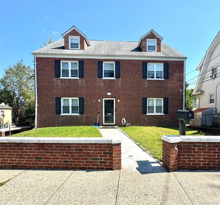 22 Pleasant Place unit 2, Tuckahoe, NY 10707 - photo 1