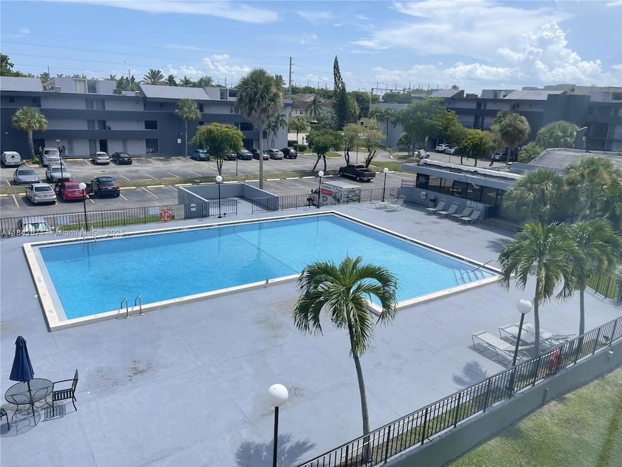 8821 W Flagler St unit 411, Miami, FL 33174 - photo 1