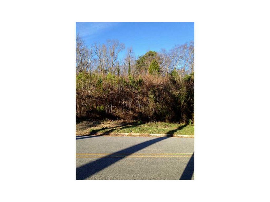 178 Overlook Dr, Gainesville, GA 30506 - photo 1