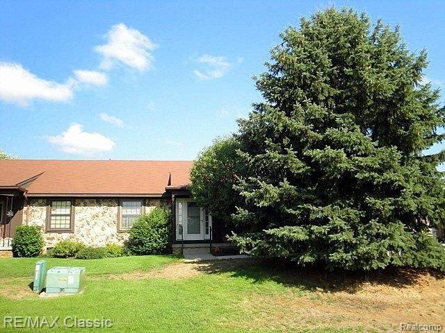 11791 Shenandoah Dr unit 3, South Lyon, MI 48178 - photo 1