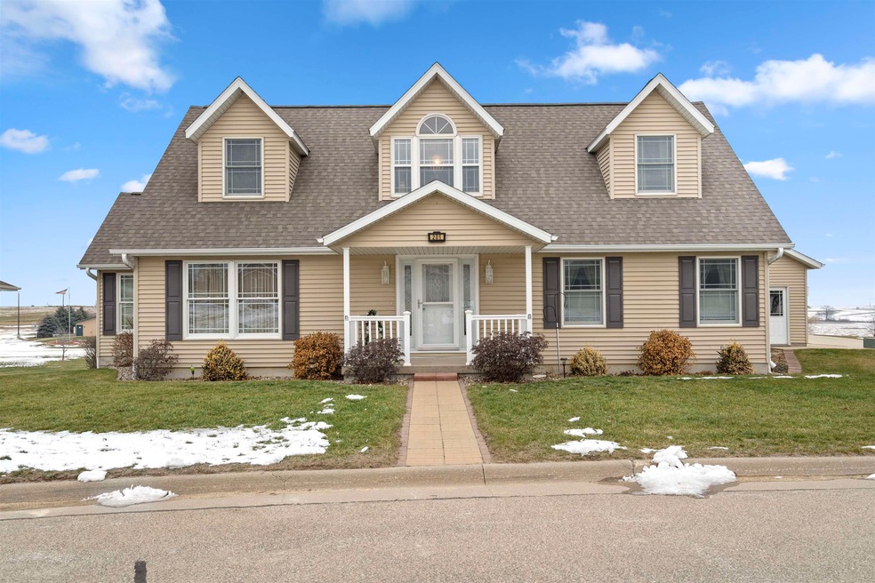 201 E 2nd Ave, New Vienna, IA 52065 MLS 148633