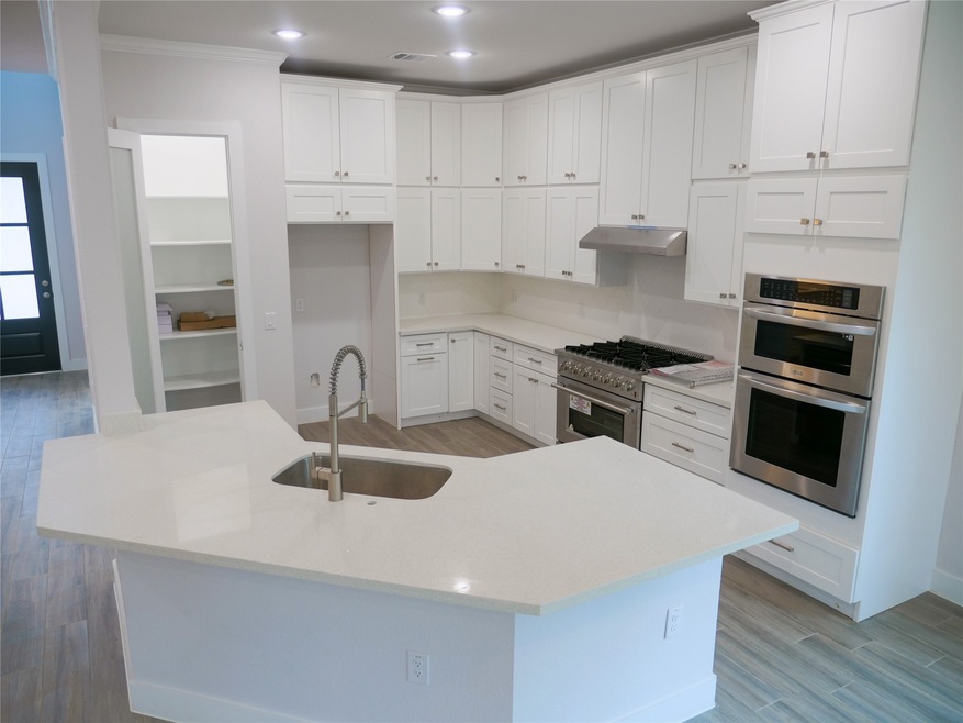 31702 Hickory Ct, Magnolia, TX 77355 - photo 1