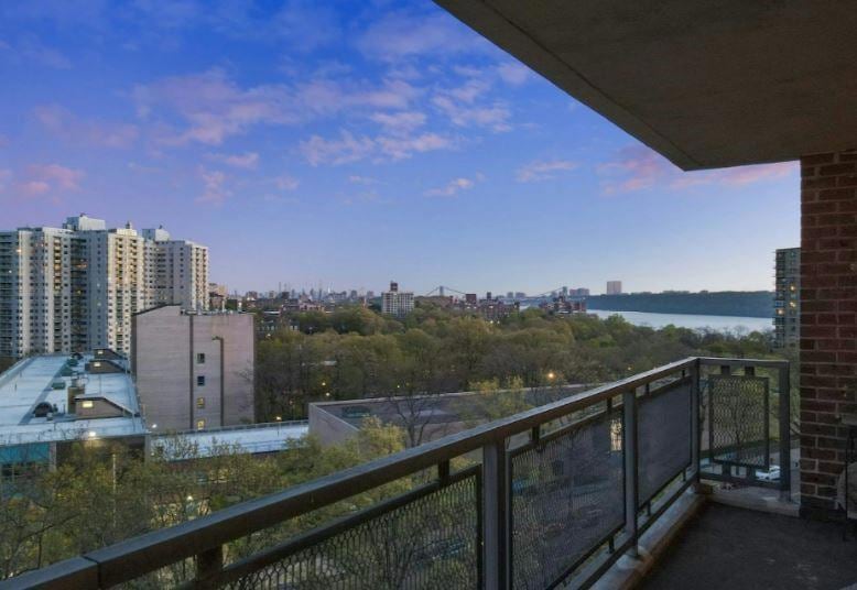 Sold $825,000 • Co-Listing Agent