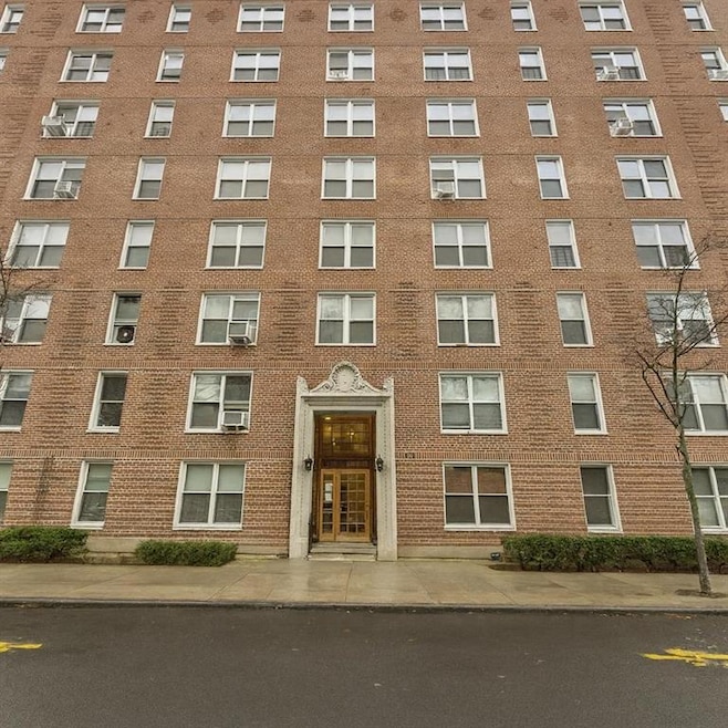 Flagg Court unit 119, Brooklyn, NY 11209 - photo 1