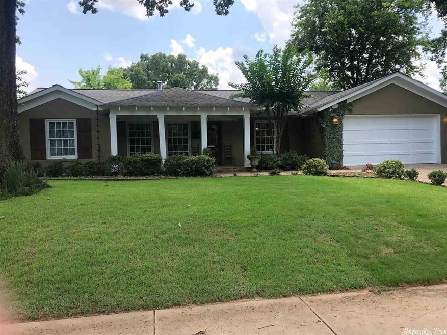 4211 Woodlawn Dr, Little Rock, AR 72205 - photo 1