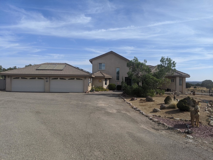 22095 N Post Rd, Paulden, AZ 86334 - photo 1